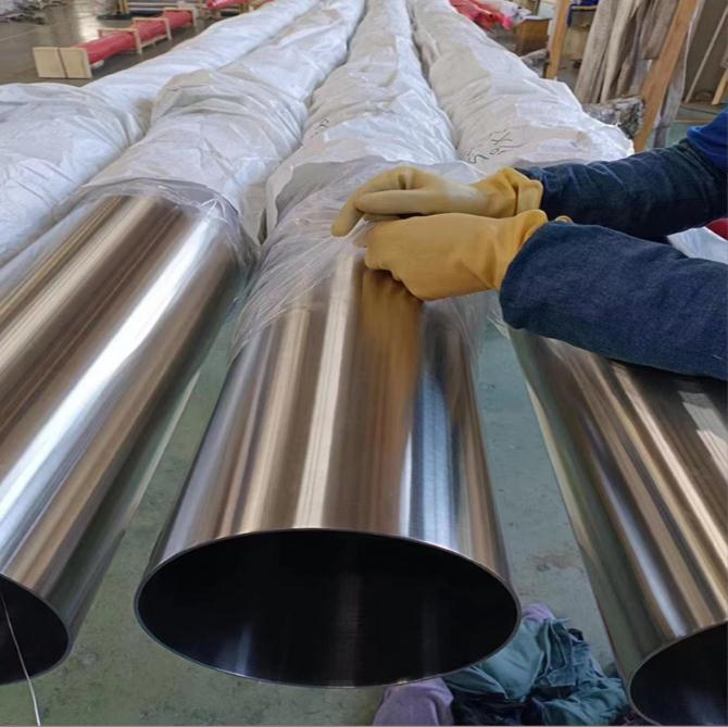 佛山不锈钢管厂家生产的不锈钢大口径管有哪些优点?